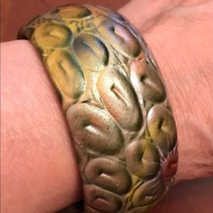 Leather Embossed Bracelet.